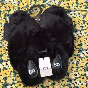 BP BLACK FUR SLIPPERS FROM NORDSTROM RACK NWT size 9/10